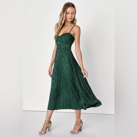 Lulus Dresses Lulus Regal Romance Emerald Floral Jacquard Pleated lulus-dresses-lulus-regal-romance-emerald-floral-jacquard-pleated